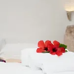 فيلة Oceania By La Via Del Mare Viaggi E Vacanze توري ديل ستيل