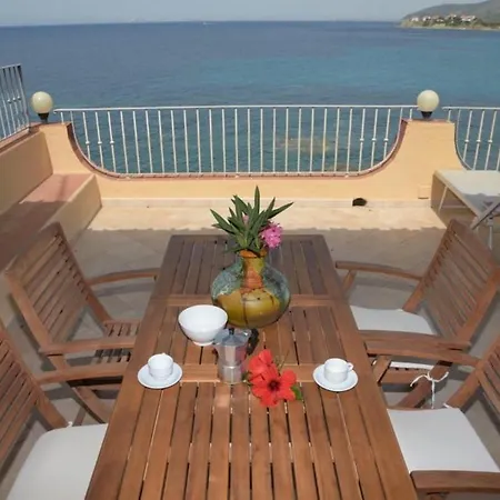 Villa Oceania By La Via Del Mare Viaggi E Vacanze Torre delle Stelle