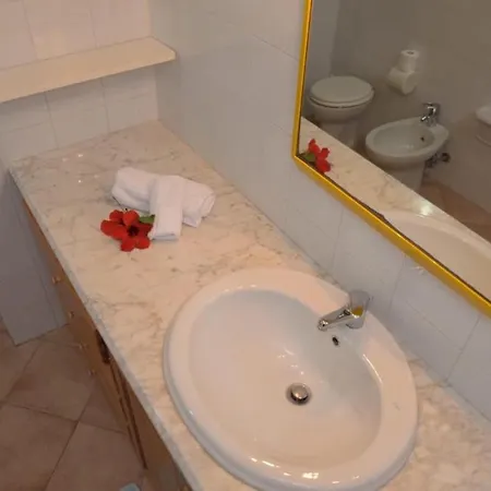 Villa Oceania By La Via Del Mare Viaggi E Vacanze