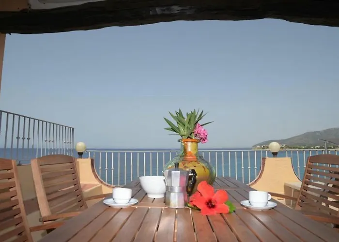 Oceania By La Via Del Mare Viaggi E Vacanze * Torre delle Stelle