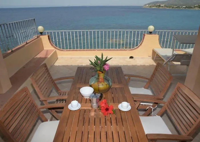 Villa Oceania By La Via Del Mare Viaggi E Vacanze Torre delle Stelle